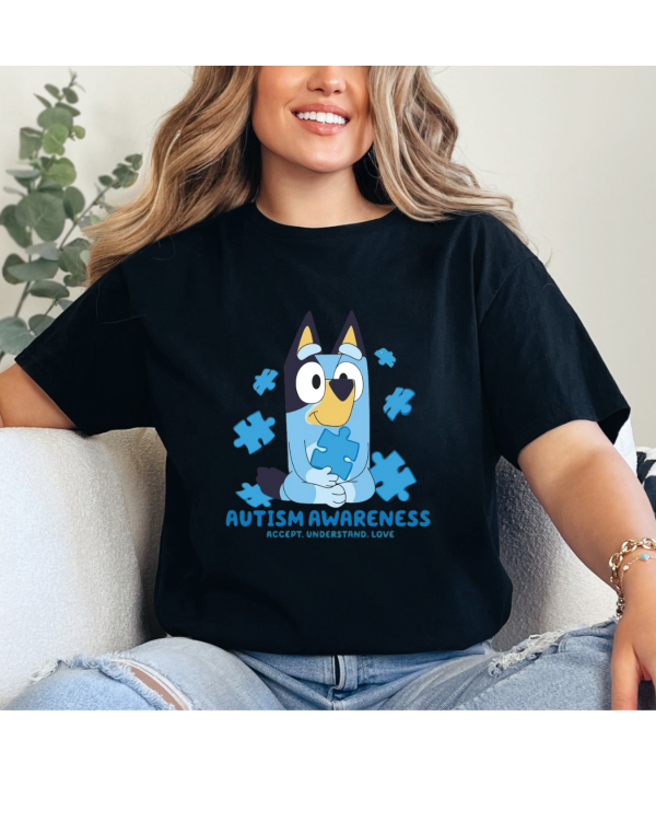 Blue dog shirt black